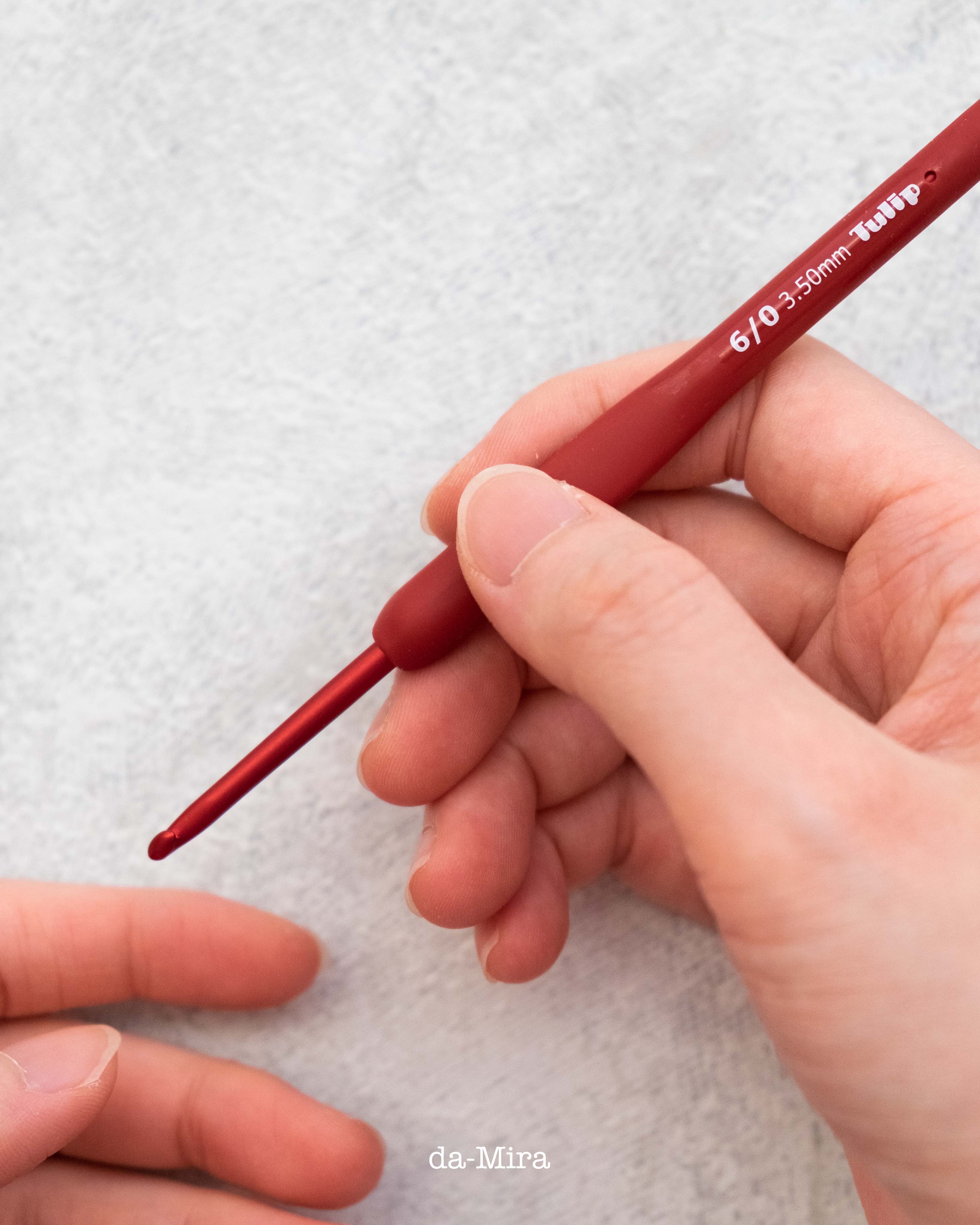 Tulip Etimo Red Crochet Hook – da-Mira
