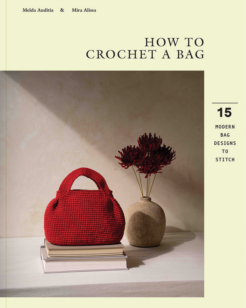 How To Crochet A Bag [PHYSICAL BOOK] — photo 1